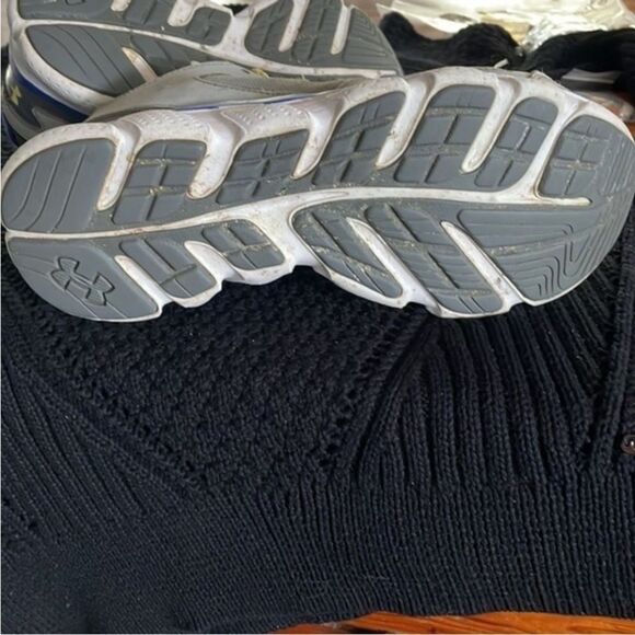 7.5 Under Armour Charged Commit gray & purple athletic tennis shoes - Picture 6 of 7